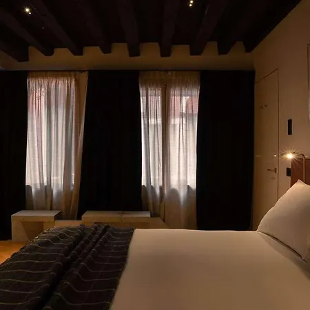 Hotel The Venezia