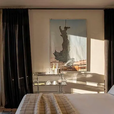 The Hotel Venice